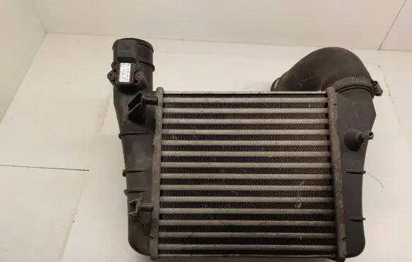 Audi A4 S4 B7 8E 8H Intercooler radiator 8E0145805AA