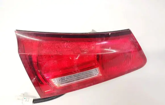 Lexus IS 220D-250-350 Tailgate rear/tail lights chikoh5342 chikoh53-42