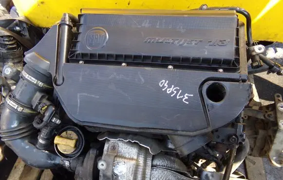 Fiat 500 Engine 0445110351 31SP40