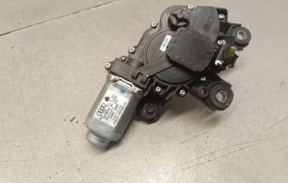 Audi Q3 8U Rear window wiper motor 8U0955711A B2607121758