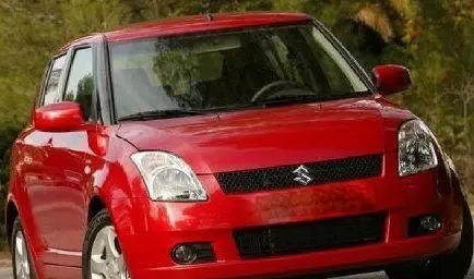Suzuki Swift I Door (2 Door Coupe) brak
