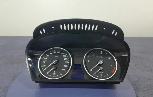 BMW X5 E70 Speedometer (instrument cluster) 9153843