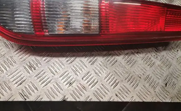 Ford Focus Rear/tail lights 4m5113n004