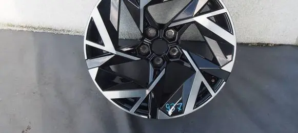 Renault Arkana R19 alloy rim 403004730R