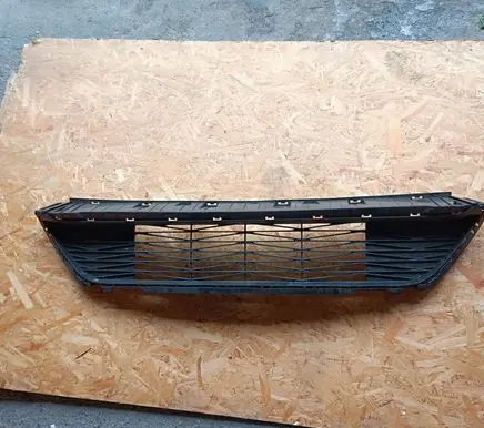 KIA Ceed Front bumper lower grill 86560J7DA0