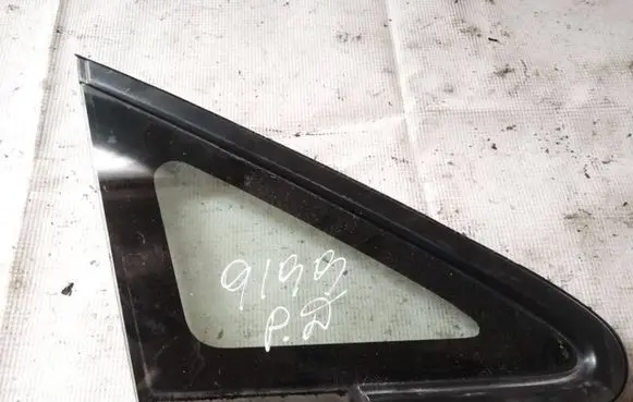 Honda Jazz Front triangle window/glass as2