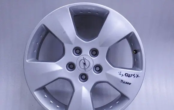 Opel Astra H R17 alloy rim 