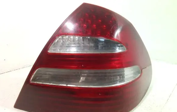 Mercedes-Benz E W211 Rear/tail lights 084401922r