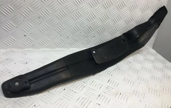 Citroen C5 Fender end trim 9682864080