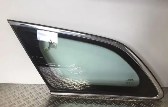 Toyota Avensis T270 Rear side window 43R00048