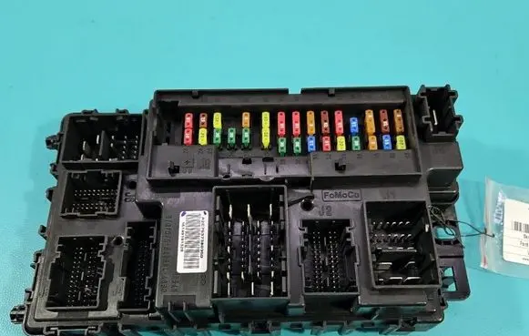 Ford Mondeo MK V Fuse box set QU5T15604 IMPRK1589292