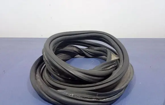 Fiat Tipo Trunk rubber seal (body) 