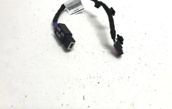 Peugeot 408 P54 USB socket connector 9848394880