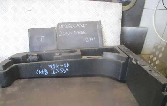 Mitsubishi ASX Glove box in trunk 7646A147