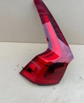 Volvo S90, V90 Rear/tail lights 32228008