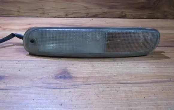 Mazda 323 Front indicator light 21061703 210-61703