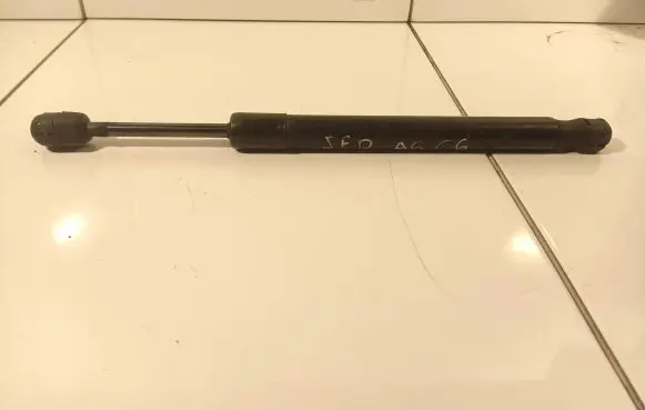 Audi A6 S6 C6 4F Tailgate/trunk strut/damper 4F5827552