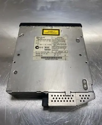 BMW 5 E60 E61 CD/DVD changer 9131850