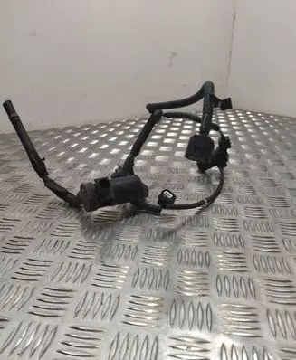 Lexus GS 300 350 430 450H Windscreen/windshield washer pump 8554200950 3670578207 12V066