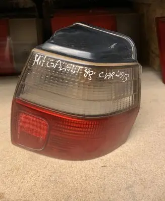 Mitsubishi Galant Rear/tail lights 22087201