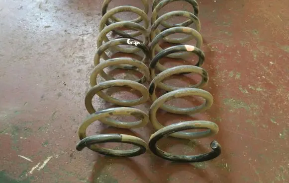Mazda 3 II Rear coil spring