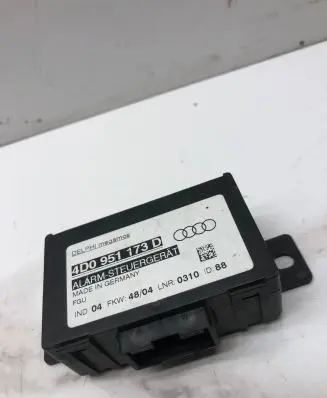 Audi A6 Allroad C5 Alarm control unit/module 4D0951173D