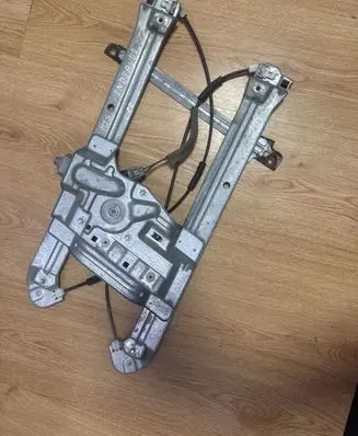 Mitsubishi Endeavor Front door window regulator with motor
