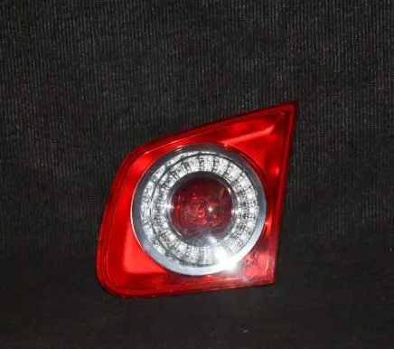 Volkswagen Jetta V Tailgate rear/tail lights 1K5945094