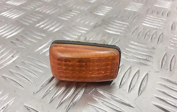 Mitsubishi Colt Front fender indicator light 21437558 74537453