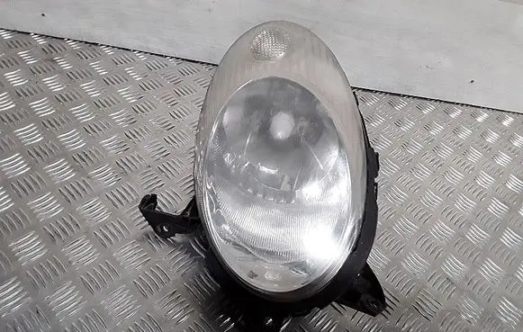Nissan Micra C+C Headlight/headlamp 20a307b