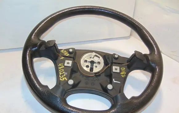 Opel Astra F Steering wheel 90497157