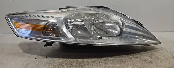 Ford Mondeo MK IV Headlight/headlamp