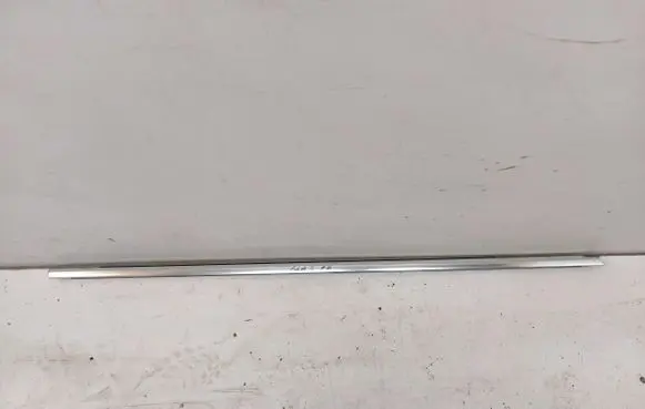 Mercedes-Benz GLA H247 Front door trim (molding) 10160025311JLK01