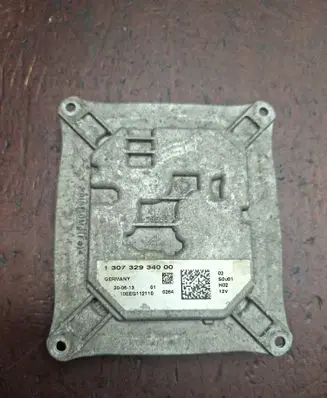 Opel Zafira C Xenon control unit/module 130732934000 10EEG112110