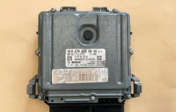 Mercedes-Benz C W205 Engine control unit/module A2749000800 0261S08785
