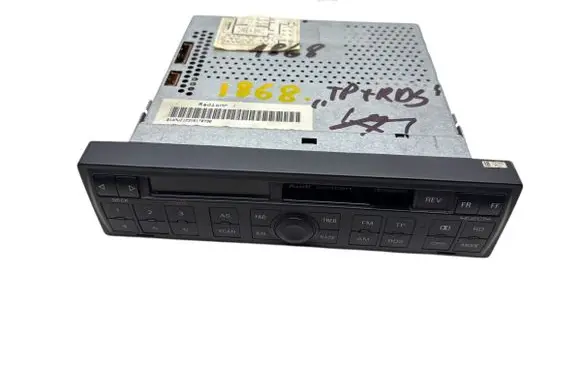 Radio/CD/DVD/GPS head unit