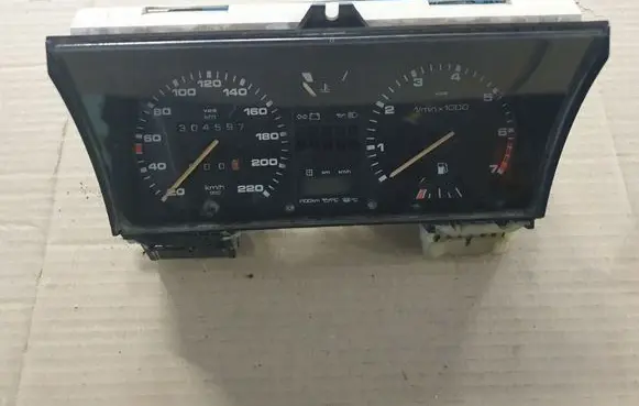 Volkswagen Golf II Speedometer (instrument cluster) 191919033
