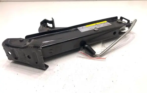 Volkswagen Tiguan Other under body part 5N0011031A