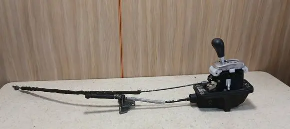Gear shift cable linkage