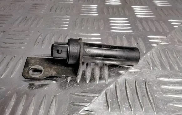BMW 5 E39 Crankshaft position sensor 2243560