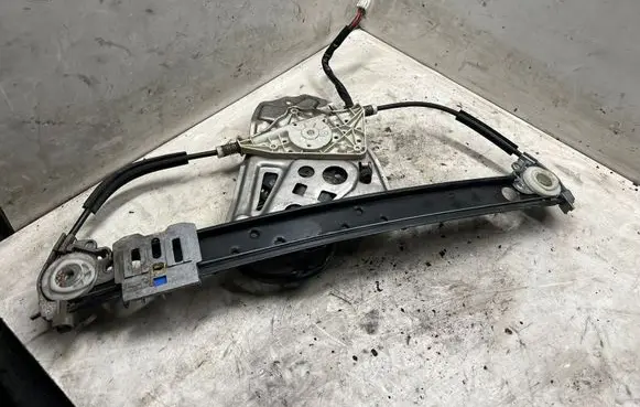 Mercedes-Benz S W220 Rear door window regulator with motor A2207300346