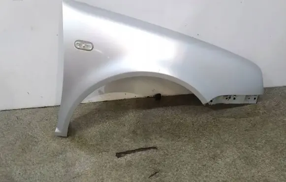 Volkswagen Golf IV Fender 