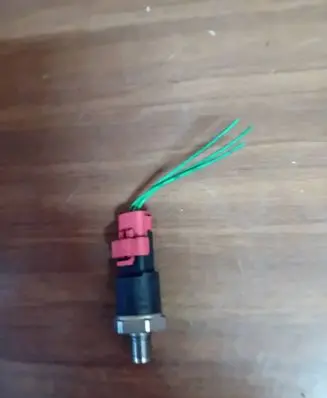 Peugeot 307 Fuel pressure sensor 0281002283