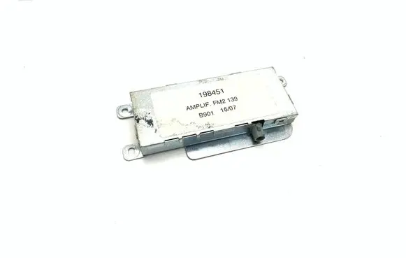 Maserati Quattroporte Aerial antenna amplifier 198451