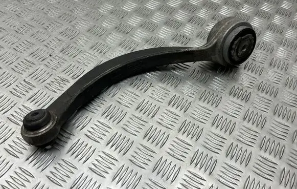 Front lower control arm/wishbone
