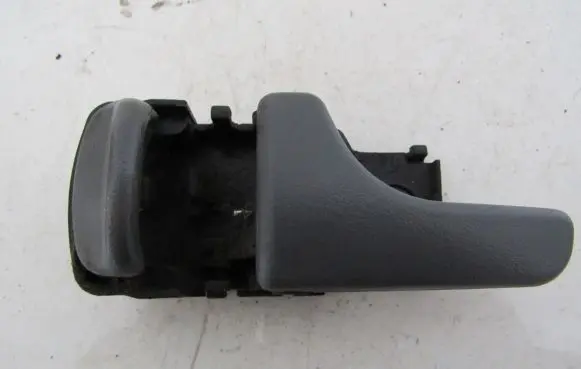 Ford Maverick Front door interior handle