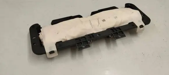 Mercedes-Benz GL X166 Knee airbag A1668600102