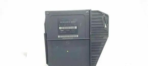Mercedes-Benz E W210 Comfort/convenience module 2108203826