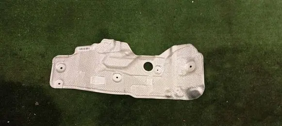 BMW X7 G07 Exhaust heat shield 22194810 7424921
