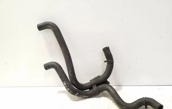 Volkswagen Golf Plus Engine coolant pipe/hose 1K0121086R